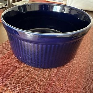 Pfaltzgraff  Blue Round Souffle Casserole Dish (Large)
